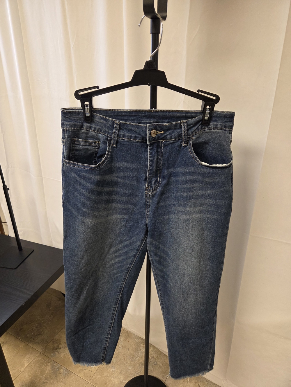 Classic Mid-Rise Blue Women's Jeans